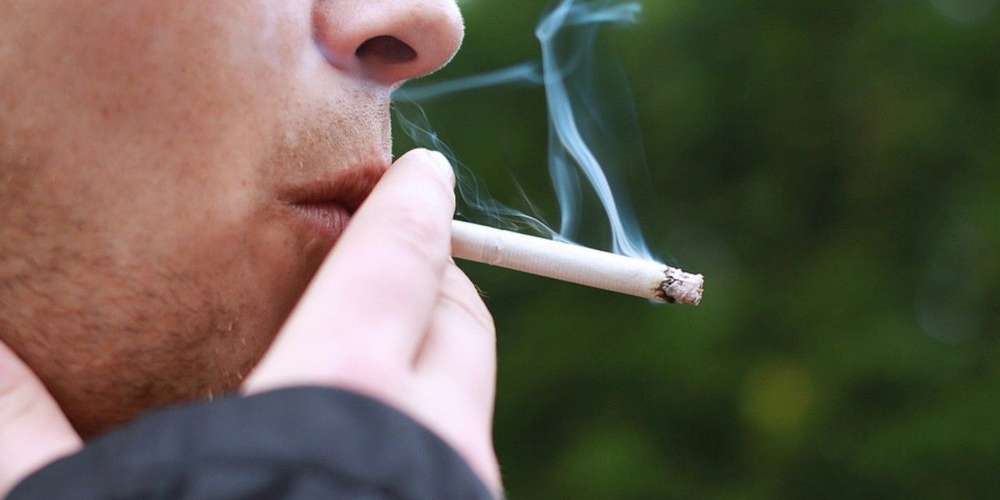 les-lyceens-vont-devoir-s-habituer-a-ne-plus-fumer-du-tout